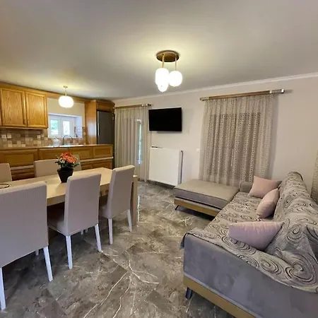 Popi S House Σπίτι διακοπών Πούλιθρα