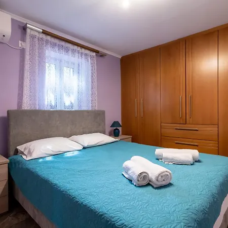Holiday home Popi S House Poulithra